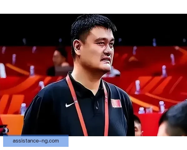 姚明再度亮相赛场引领中国篮球迎来新赛季高潮 姚明再度亮相赛场引领中国篮球迎来新赛季高潮