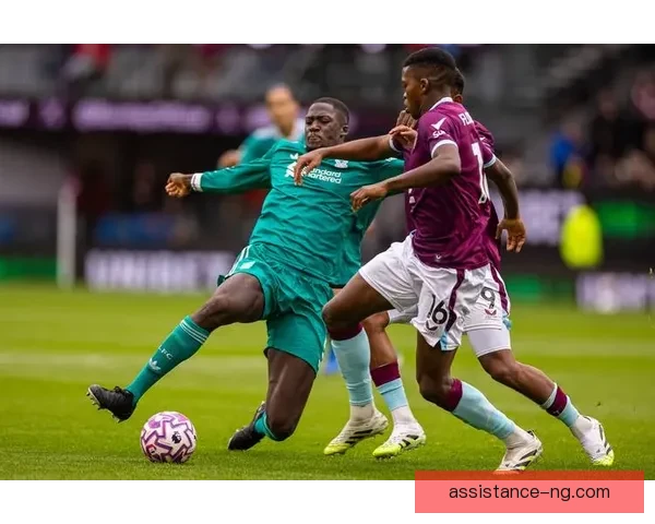 布莱克浦足球俱乐部最新动态：引援、伤病恢复与战术调整全方位解析